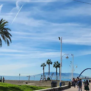 Apartamento Completo A 5min De La Playa, Málaga
